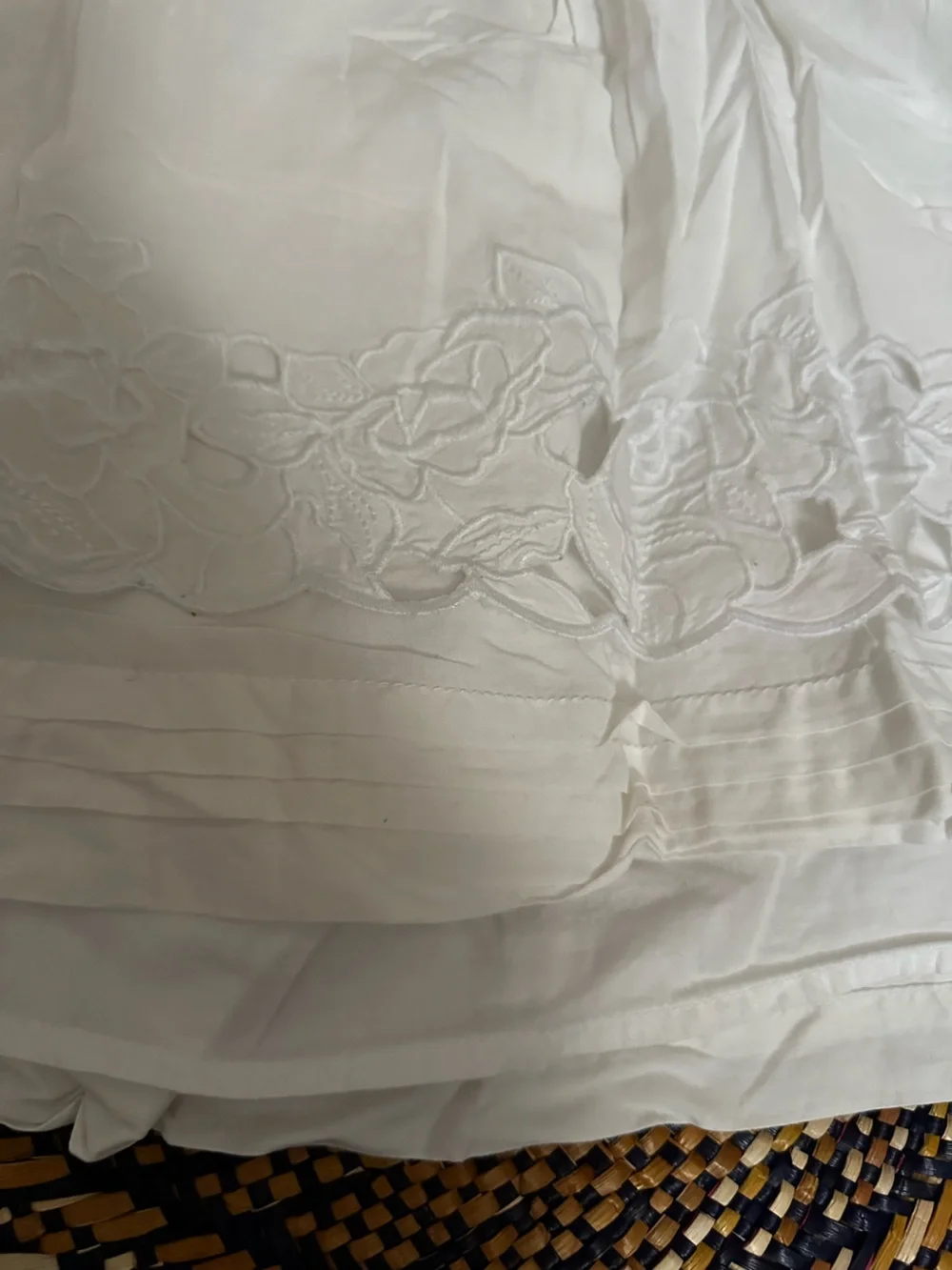 Abercrombie & Fitch White Lace-Trim Mini Skirt